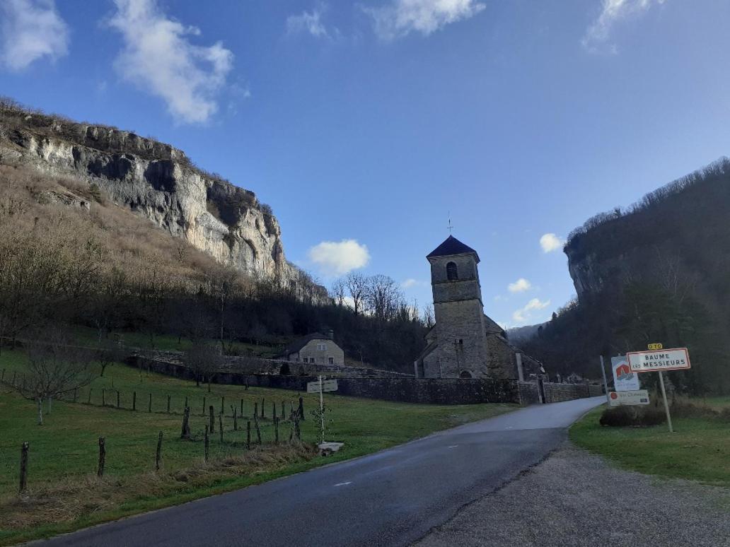 Gite Le Bout Du Monde Baume-les-Messieurs Buitenkant foto